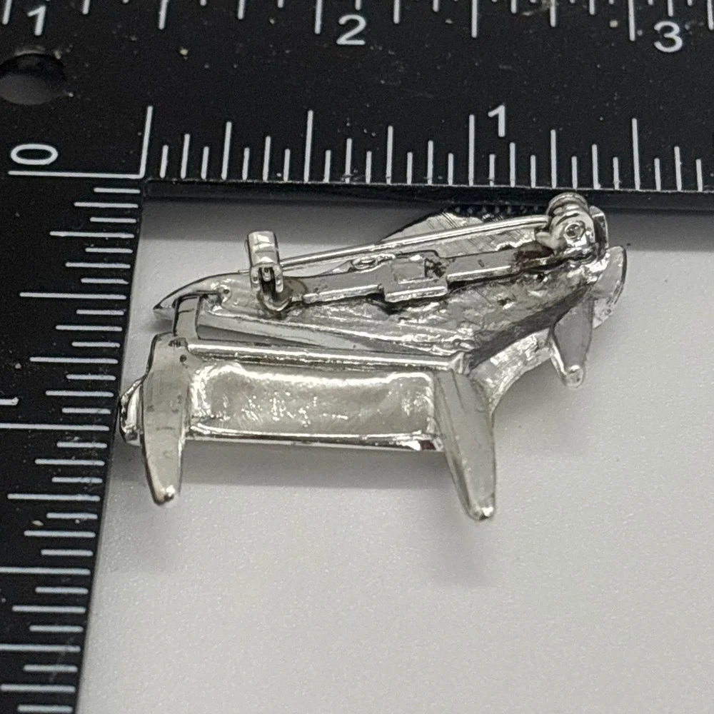Vintage Piano Brooch Silver Tone Grand Rhinestone‎ Musical Jewelry 4511